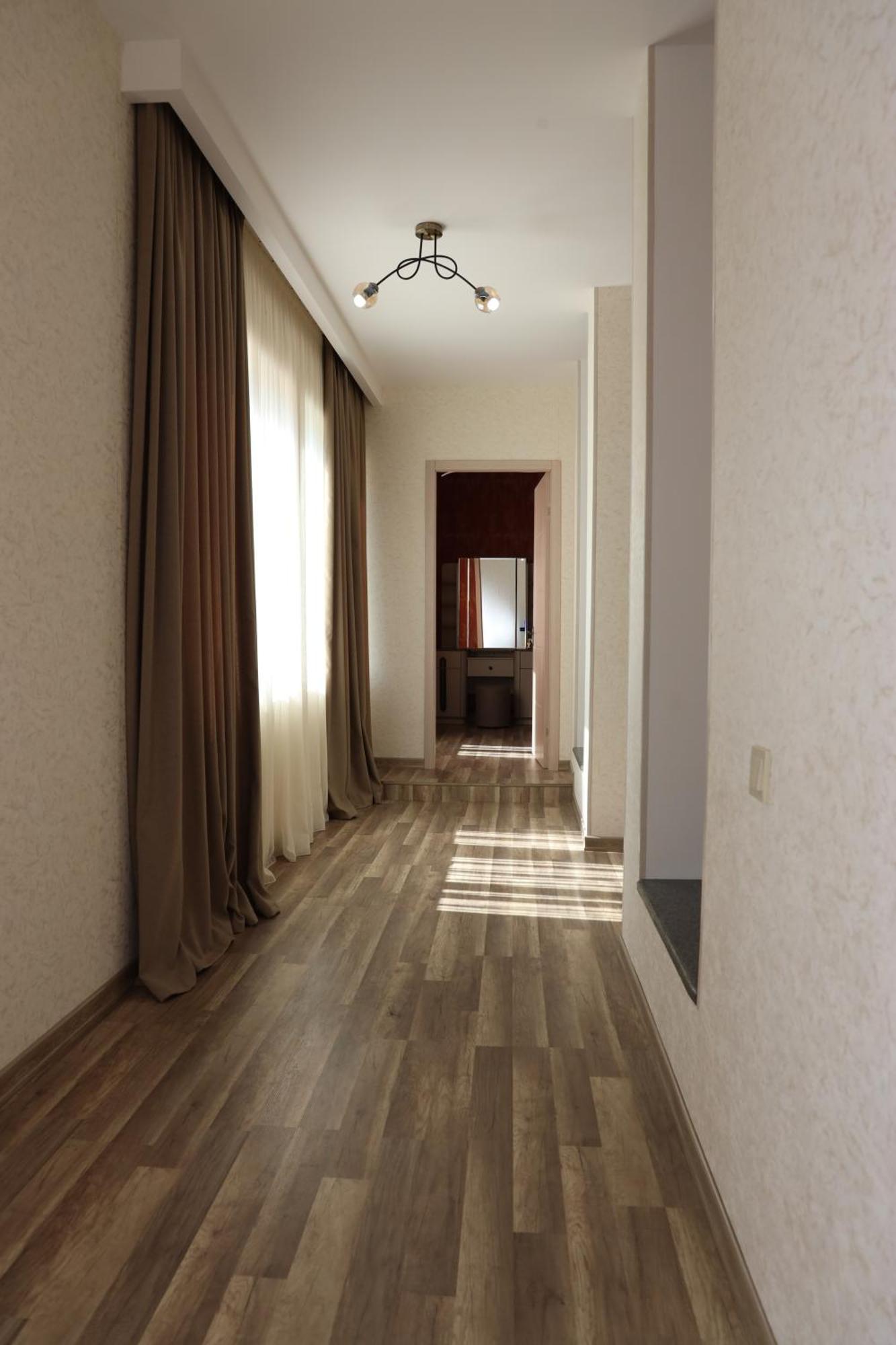 Отель Feel House T'erjola Экстерьер фото