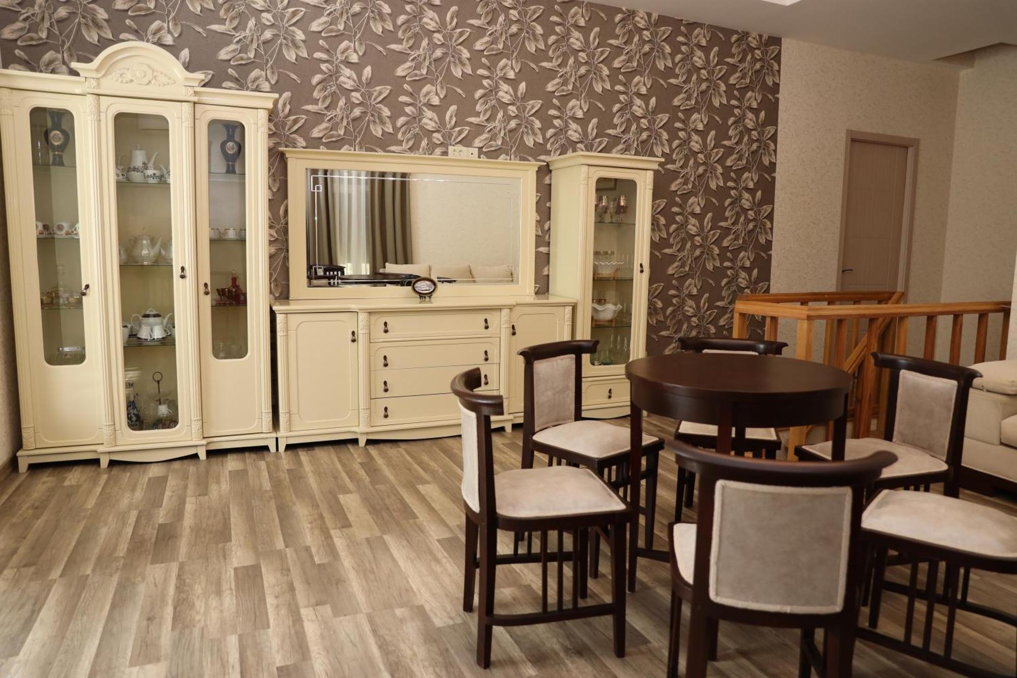 Отель Feel House T'erjola Экстерьер фото